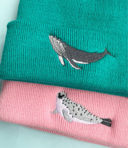 Seal beanie embroidered